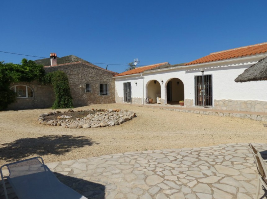 Te koop - Finca / Landhuis -
Lliber