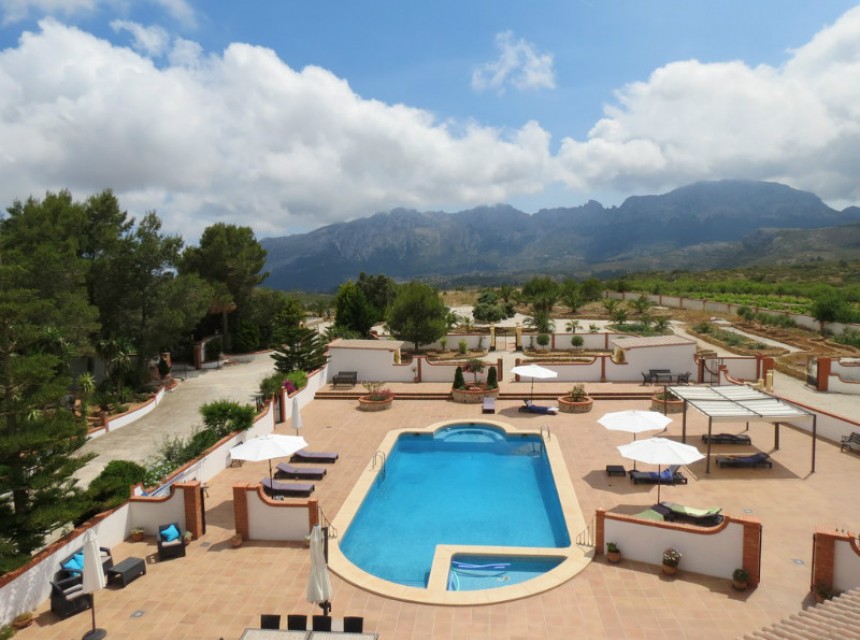 Te koop - Finca / Landhuis -
Lliber