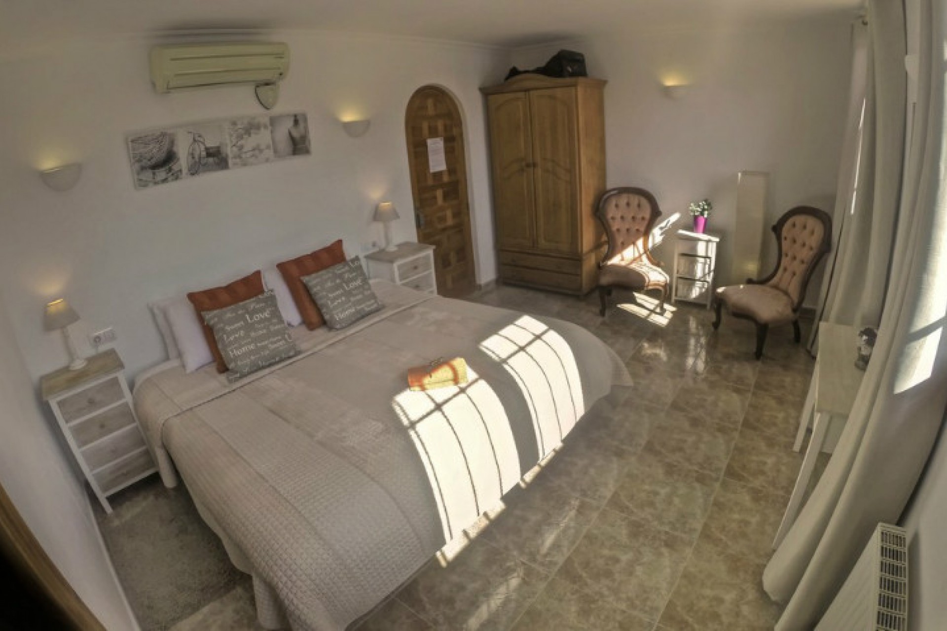 Te koop - Finca / Landhuis -
Lliber