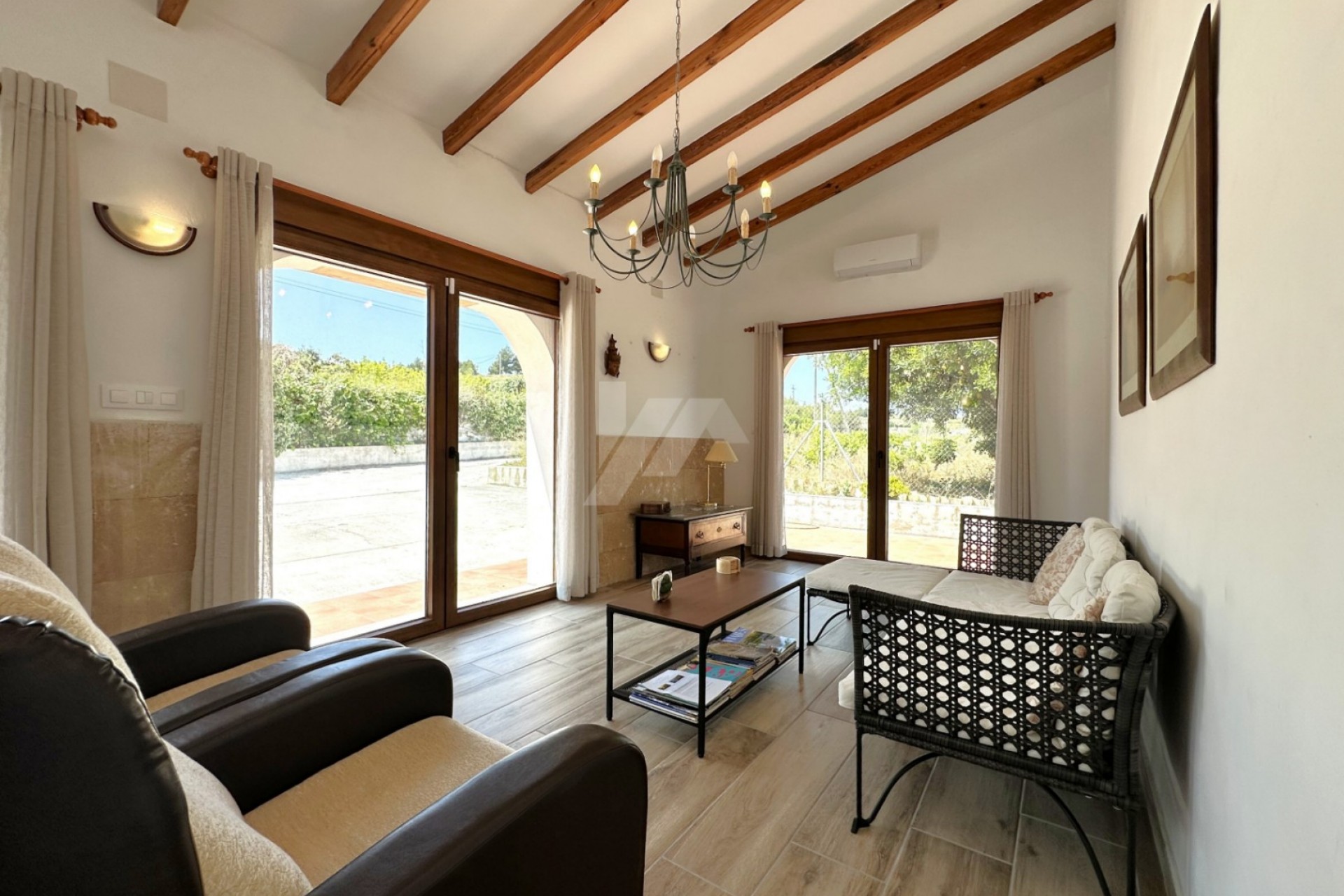 Te koop - Finca / Landhuis -
Teulada - Asmatar