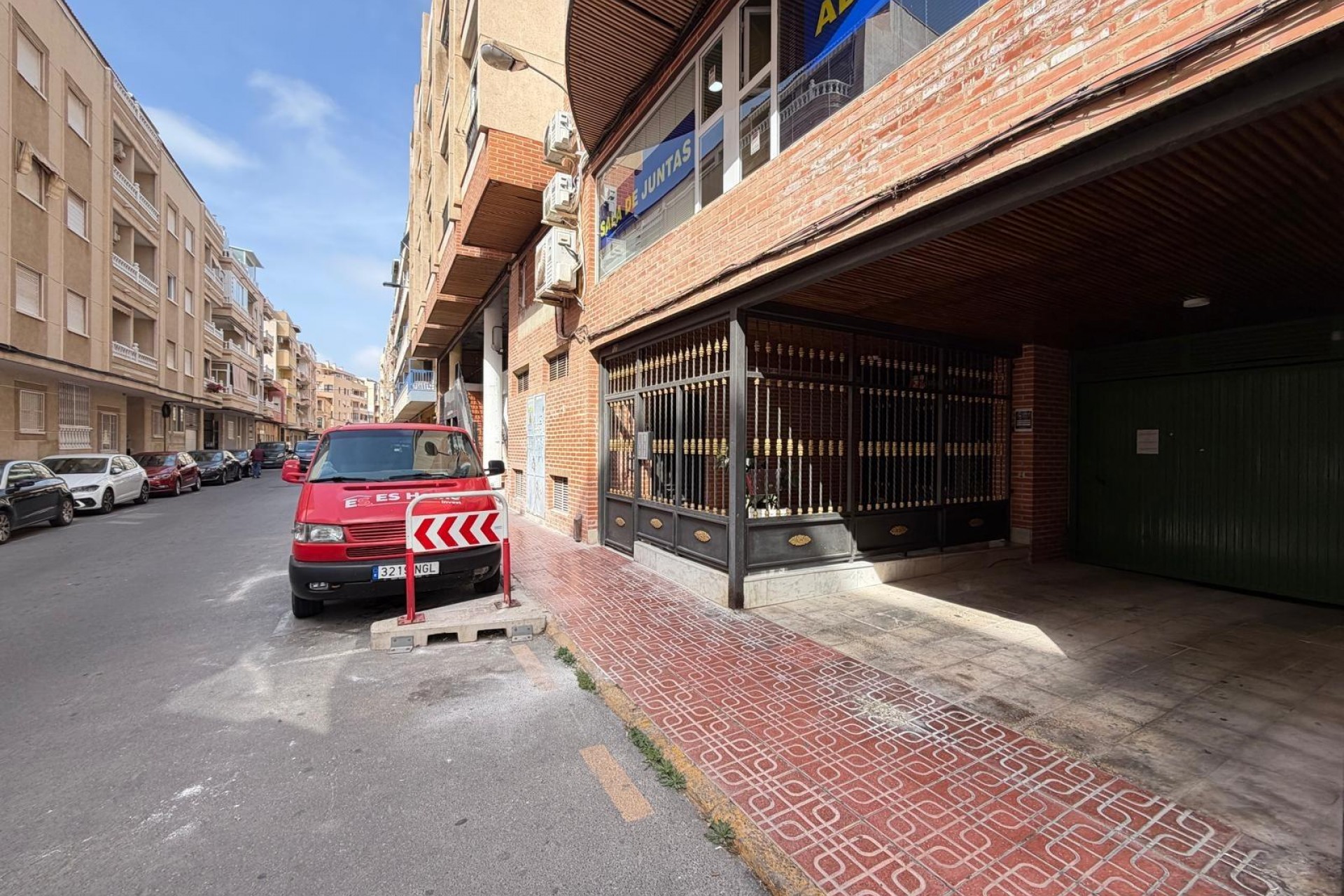Te koop - Garaje -
Torrevieja - Playa del cura