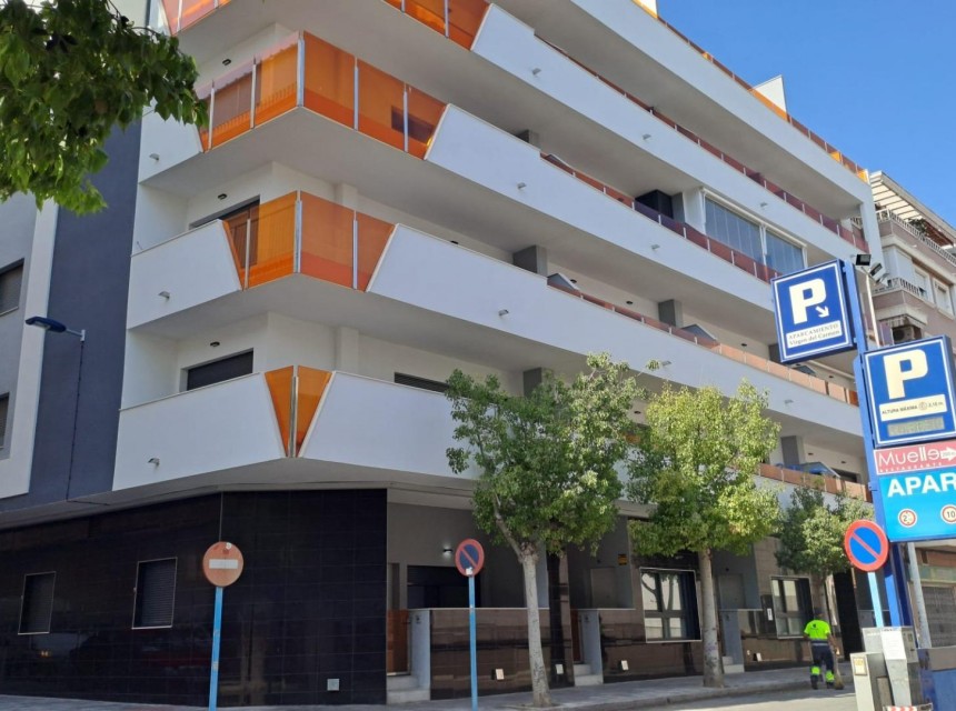 Te koop - Garaje -
Torrevieja - Playa del cura