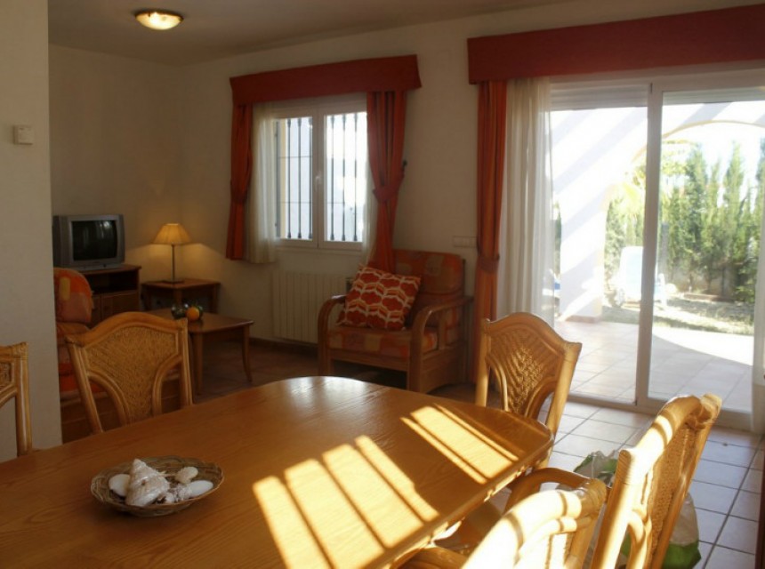 Te koop - Halfvrijstaande villa -
Calpe