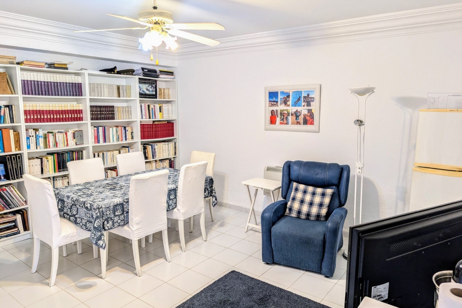 Te koop - Halfvrijstaande villa -
Moraira - Benimeit