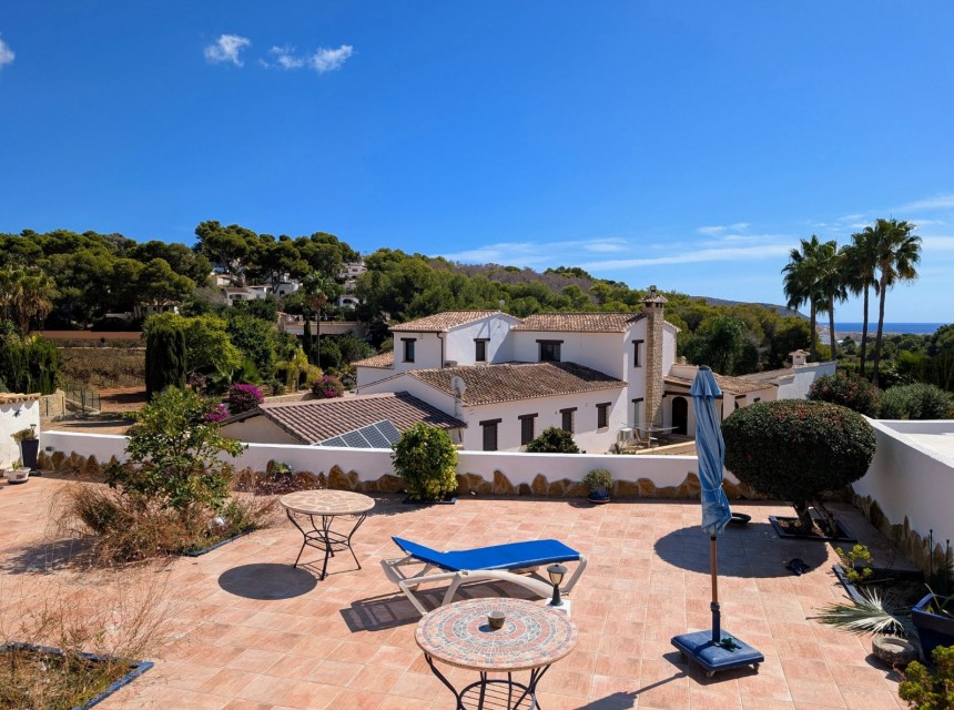 Te koop - Halfvrijstaande villa -
Moraira - La Sabatera
