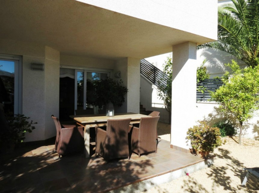 Te koop - Halfvrijstaande villa -
Moraira - Sabatera