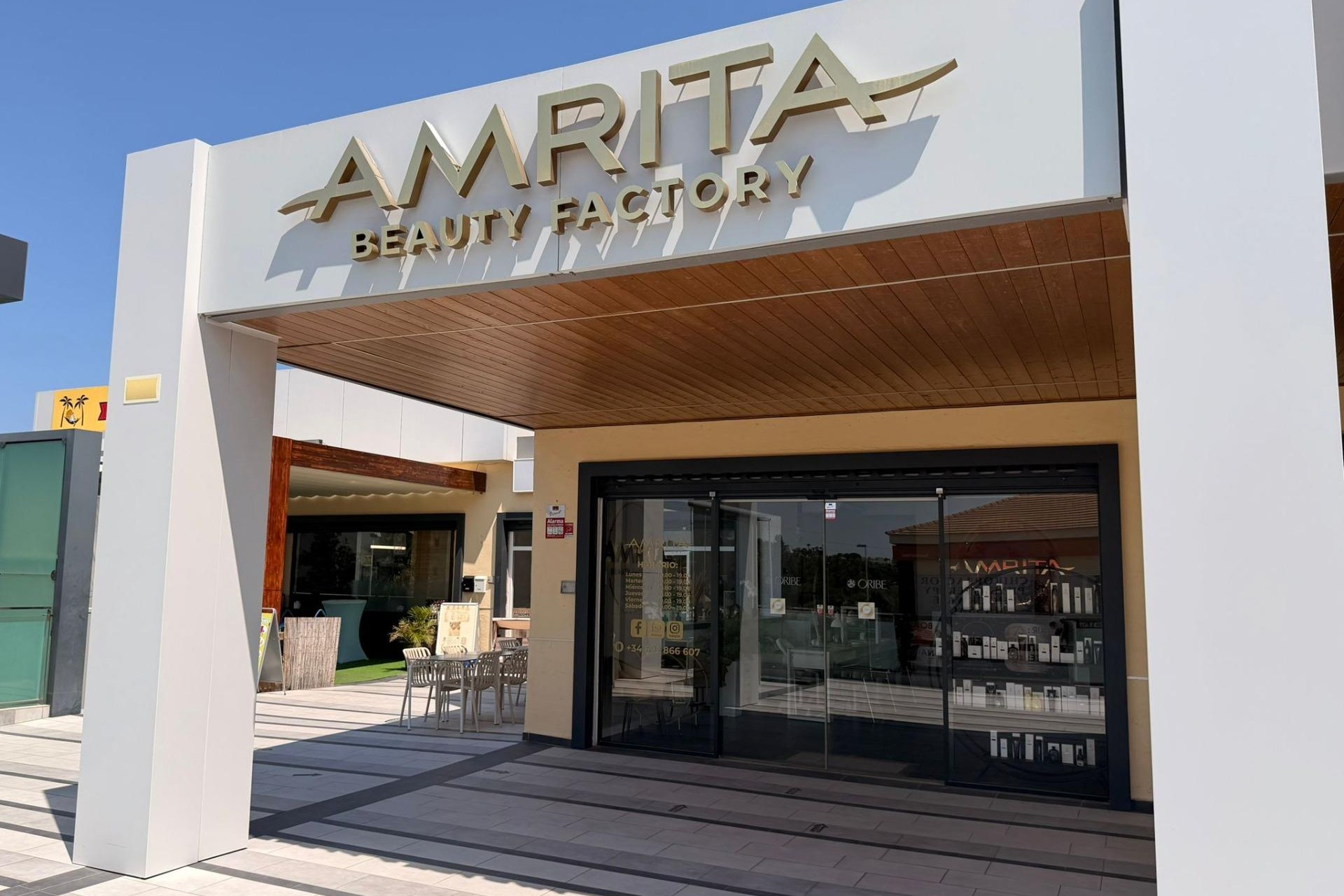 Te koop - Local comercial -
Orihuela Costa - Los Dolses