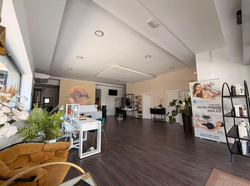 Te koop - Local comercial -
Orihuela Costa - Los Dolses