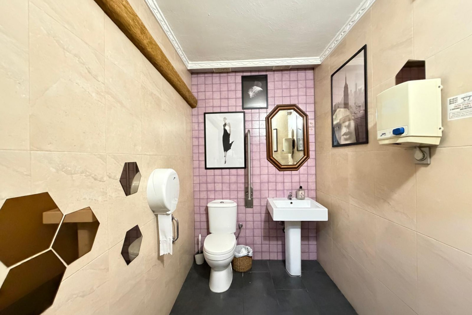 Te koop - Local comercial -
Torrevieja - Centro