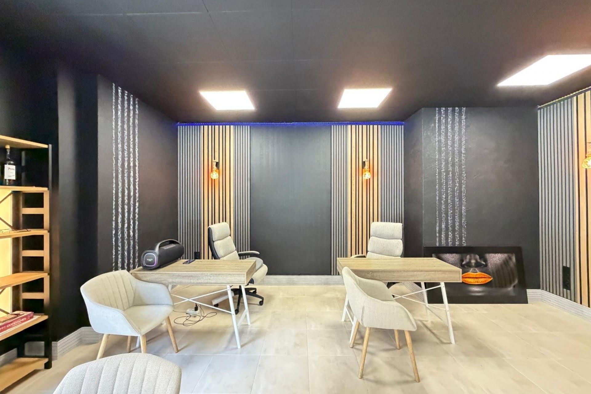 Te koop - Local comercial -
Torrevieja - Playa de los locos