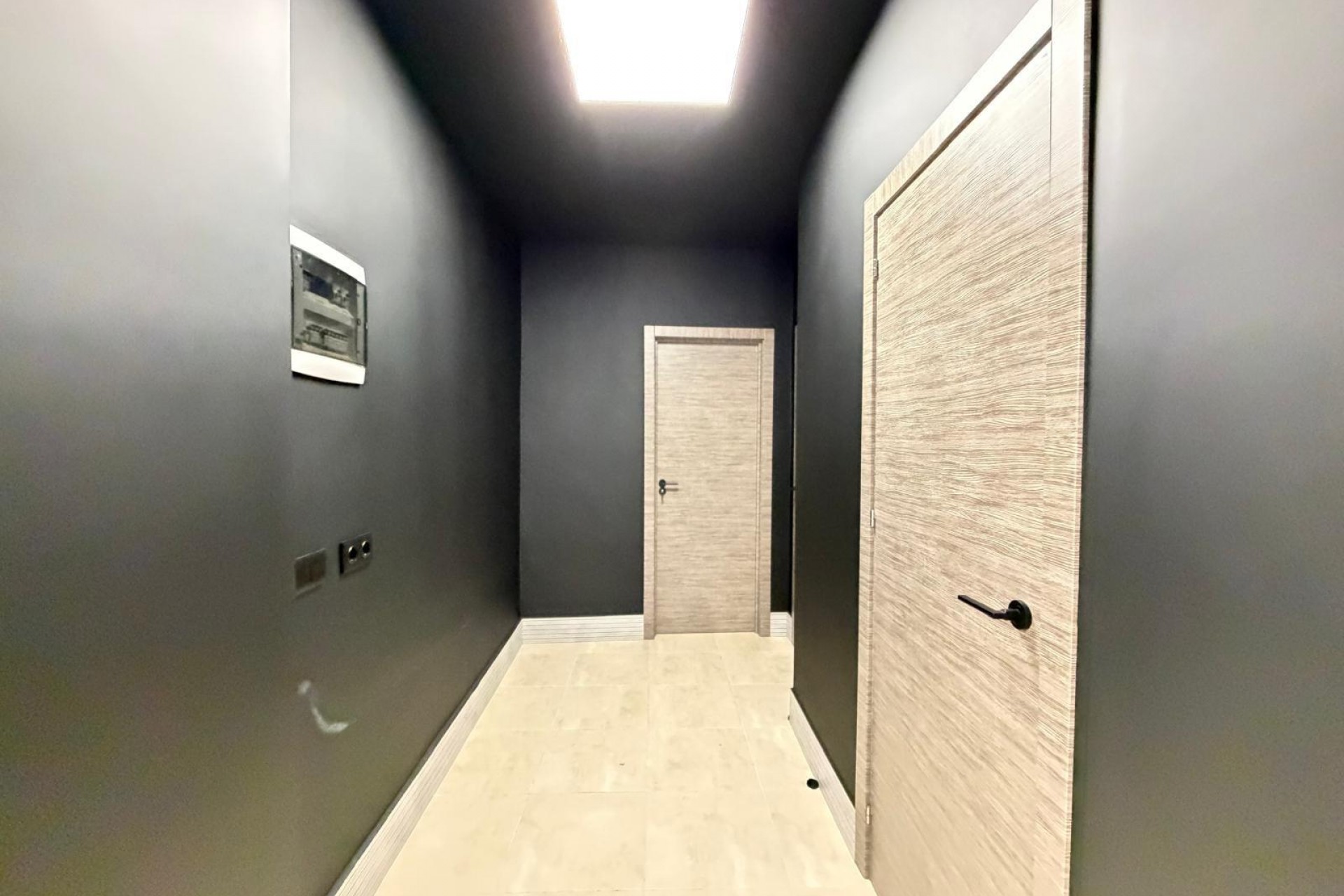 Te koop - Local comercial -
Torrevieja - Playa de los locos