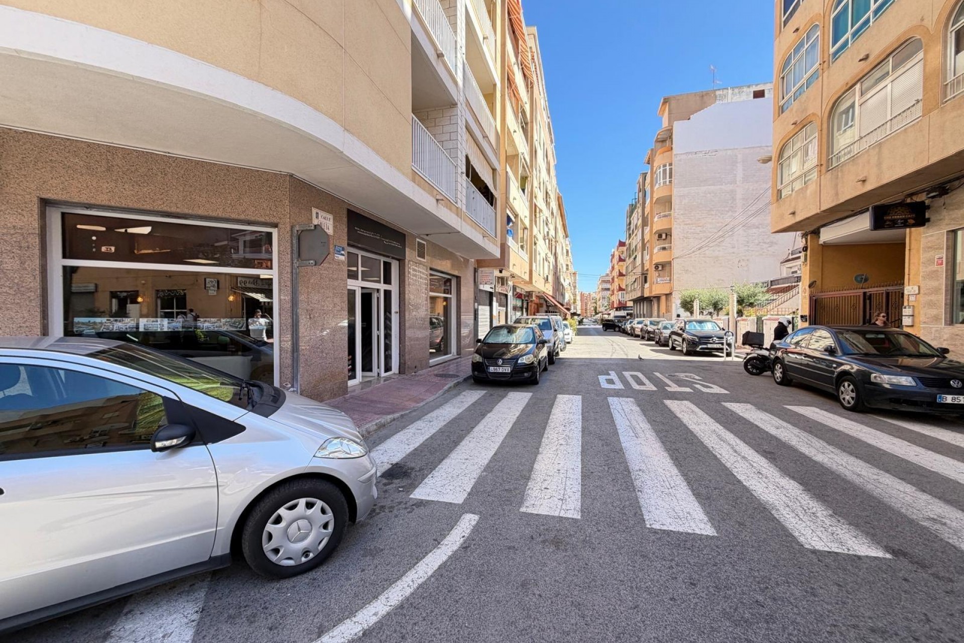 Te koop - Local comercial -
Torrevieja - Playa de los locos