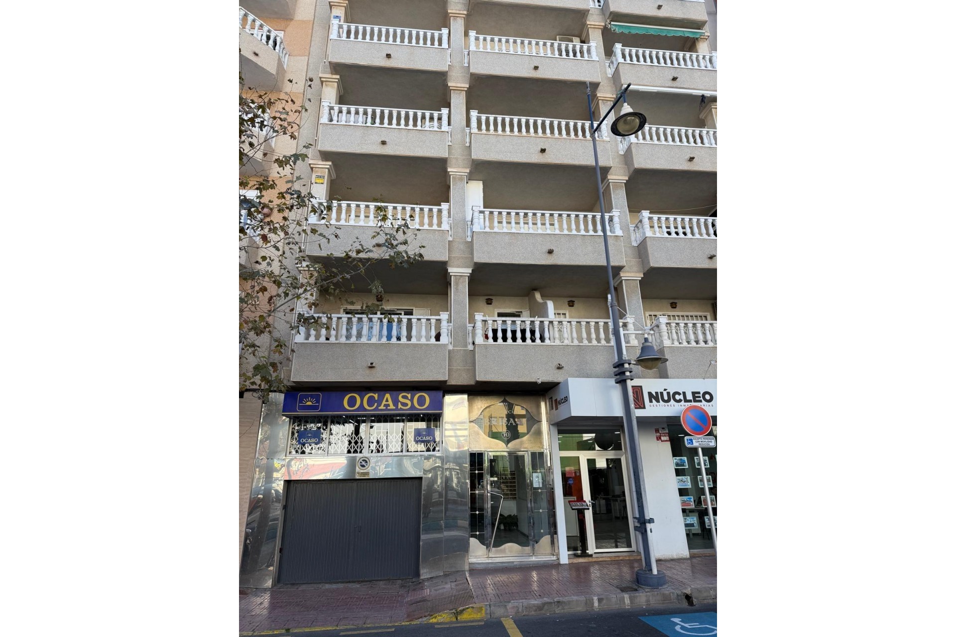 Te koop - Parking -
Torrevieja - Estacion de autobuses