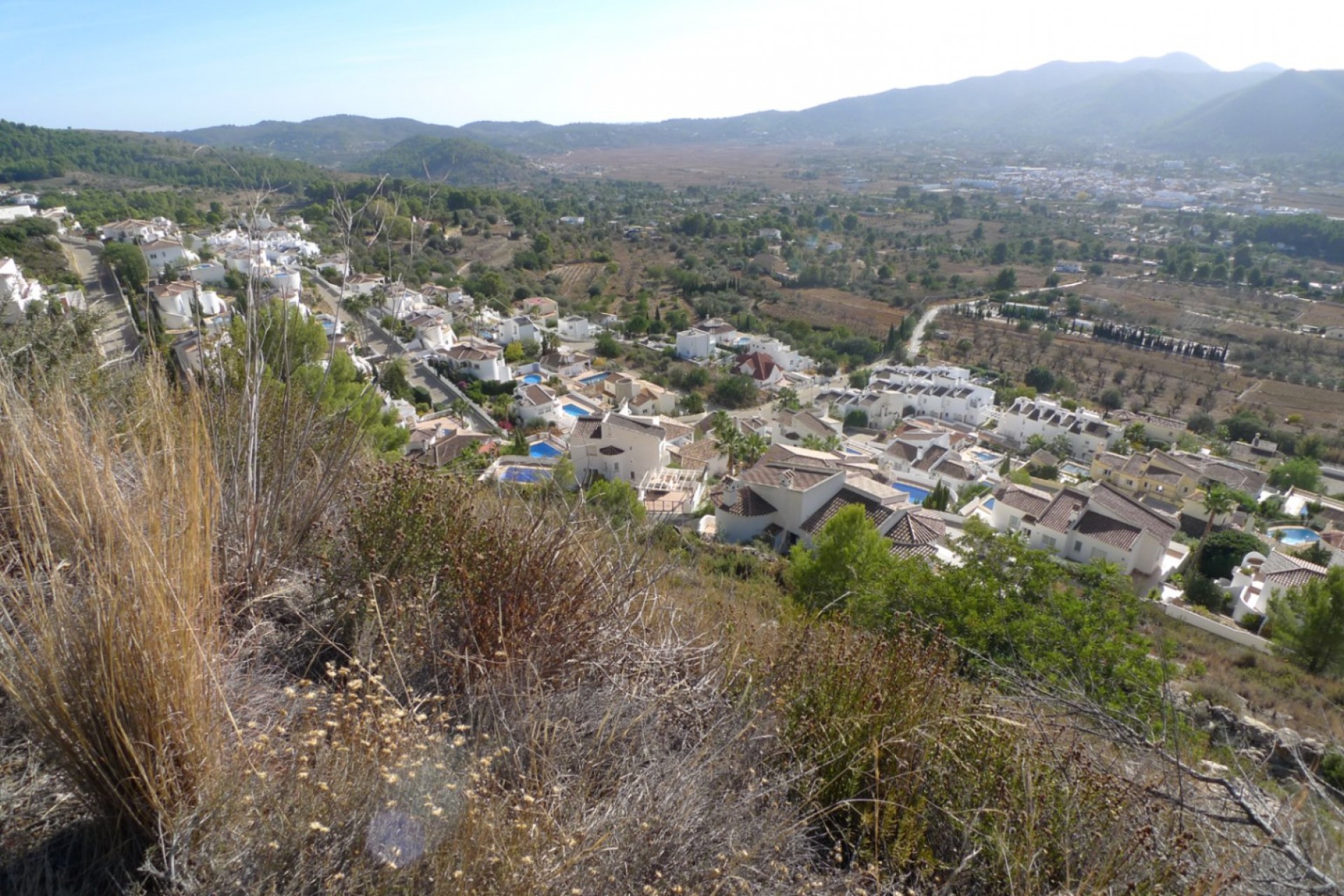 Te koop - Perceel/land -
Jalon