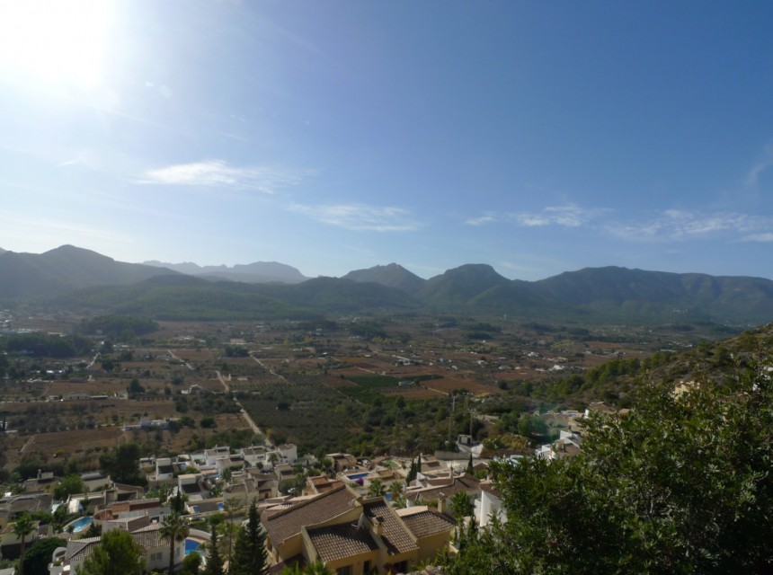 Te koop - Perceel/land -
Jalon