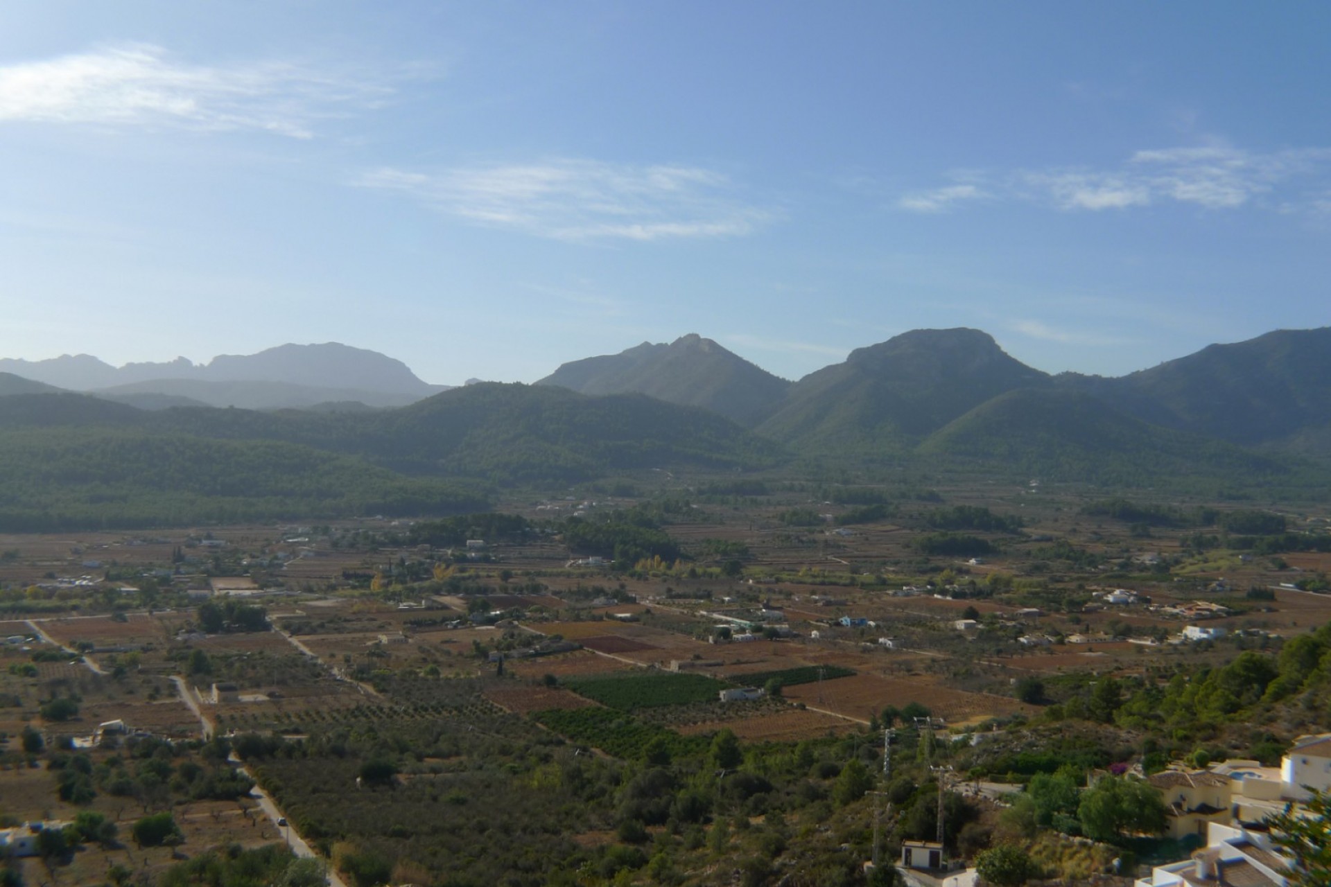 Te koop - Perceel/land -
Jalon