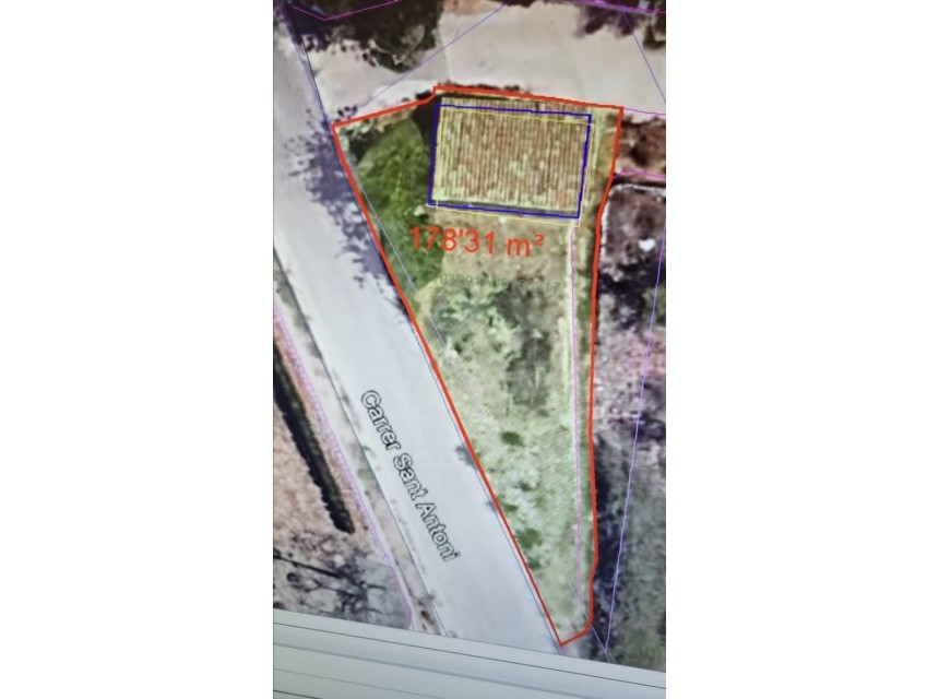 Te koop - Perceel/land -
Murla