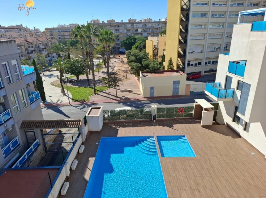 Te koop - Piso -
Torrevieja - Estacion de autobuses