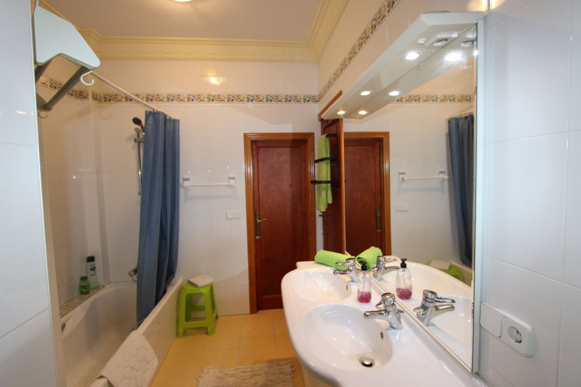 Te koop -  -
Sanet y Negrals