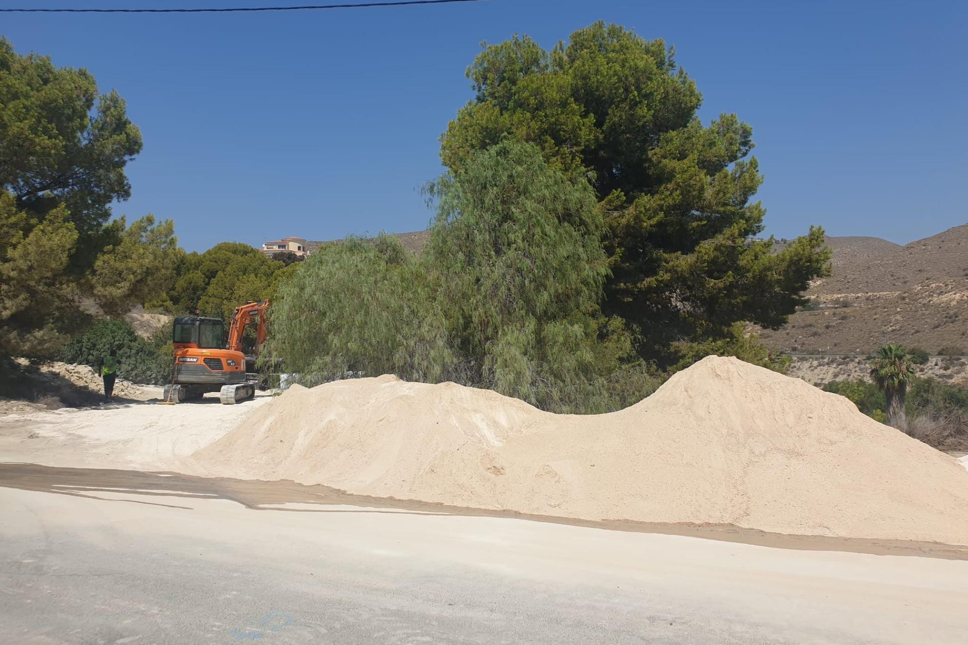 Te koop - Terreno urbano -
El Campello - Pueblo Acantilado-Lanuza