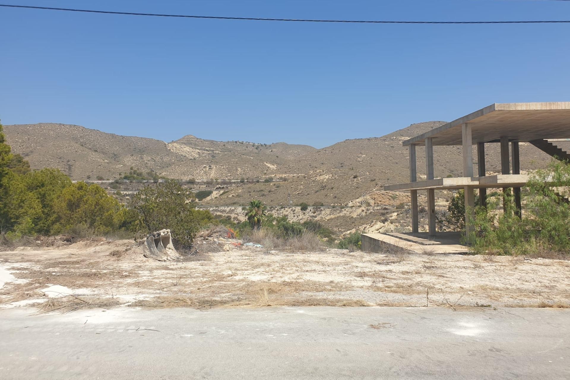 Te koop - Terreno urbano -
El Campello - Pueblo Acantilado-Lanuza