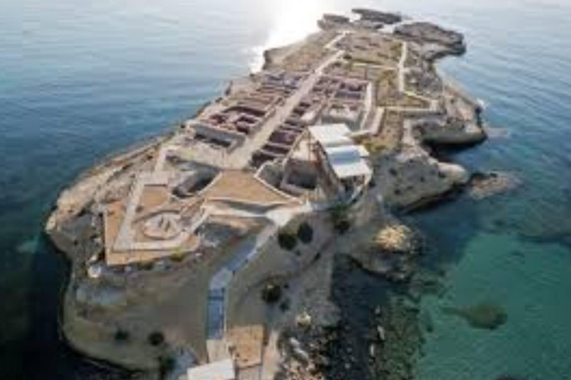 Te koop - Terreno urbano -
El Campello - Pueblo Acantilado-Lanuza