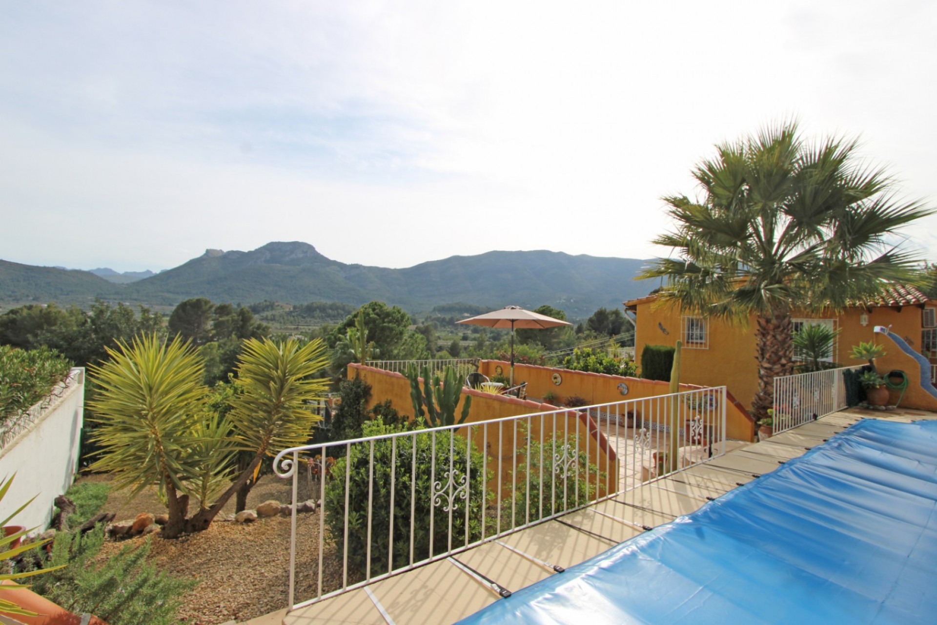 Te koop - Villa -
Alcalali