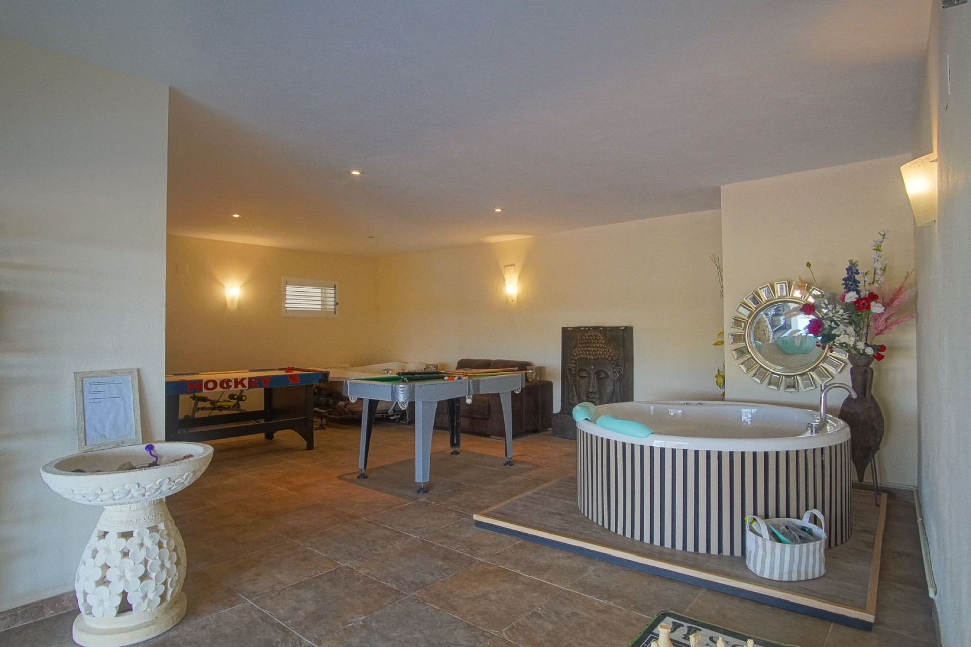 Te koop - Villa -
Altea