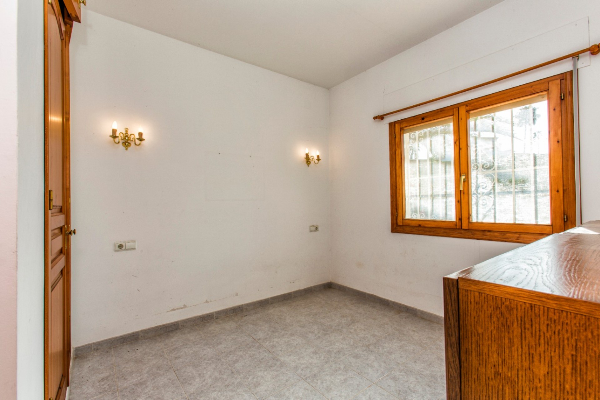 Te koop - Villa -
Calpe - La Empedrola