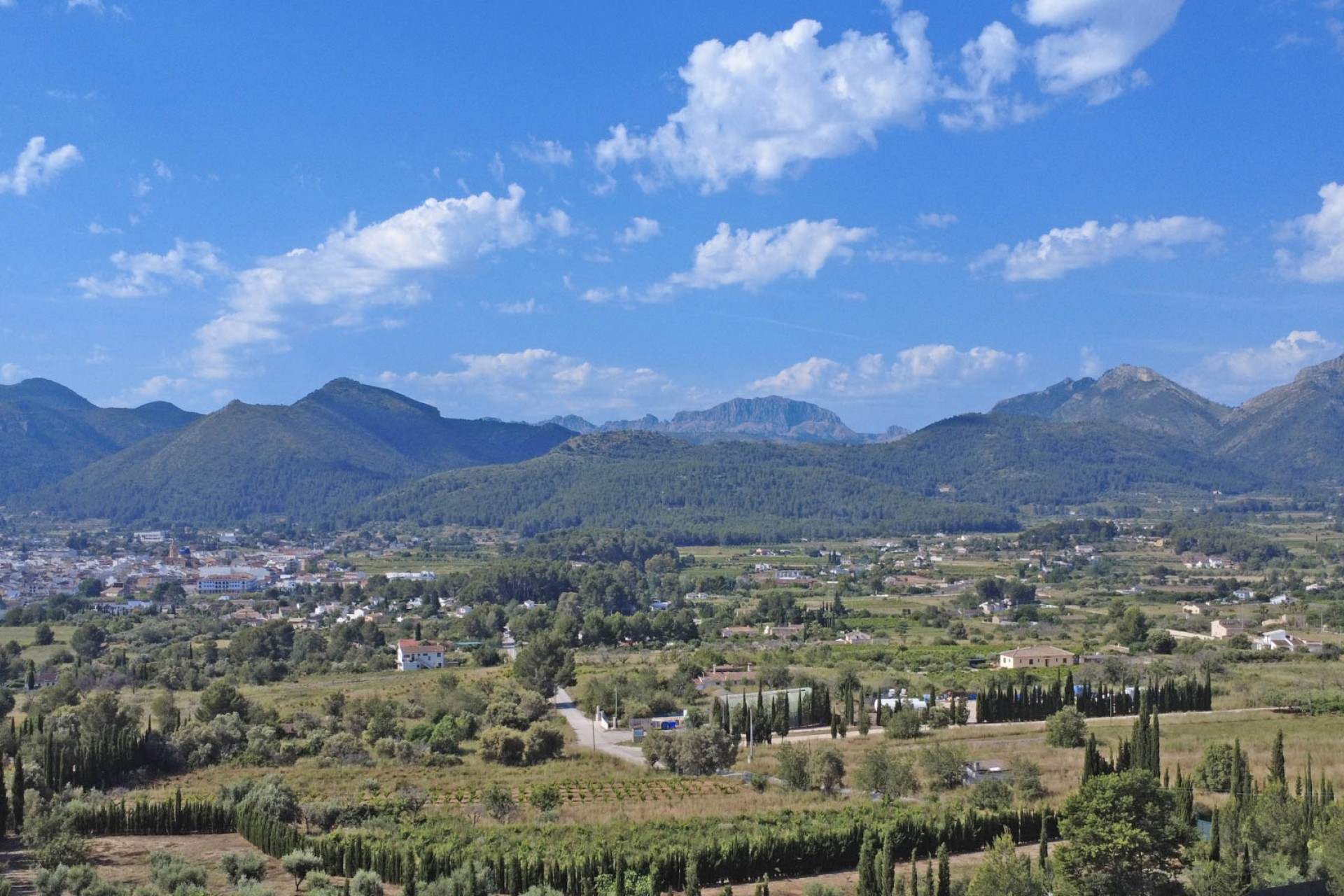 Te koop - Villa -
Jalon