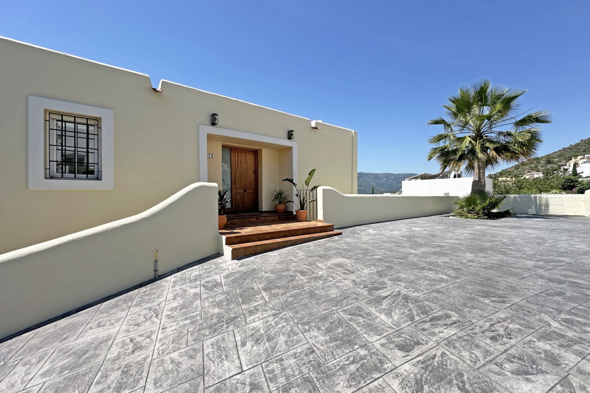 Te koop - Villa -
Jalon