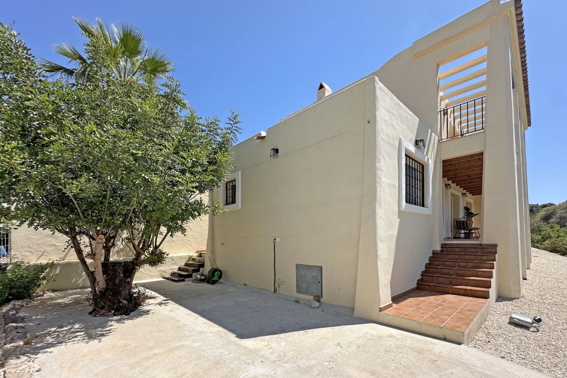 Te koop - Villa -
Jalon