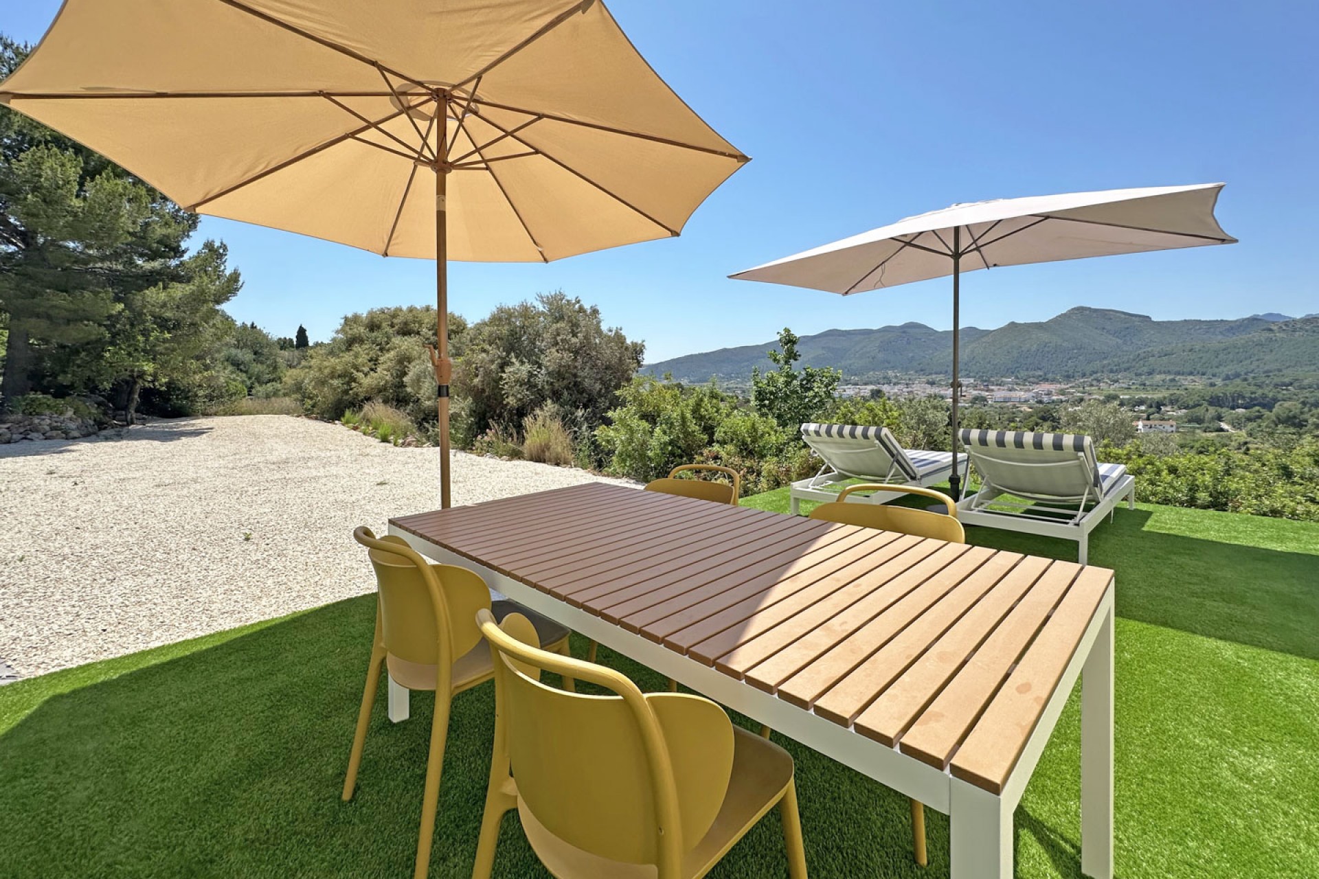 Te koop - Villa -
Jalon