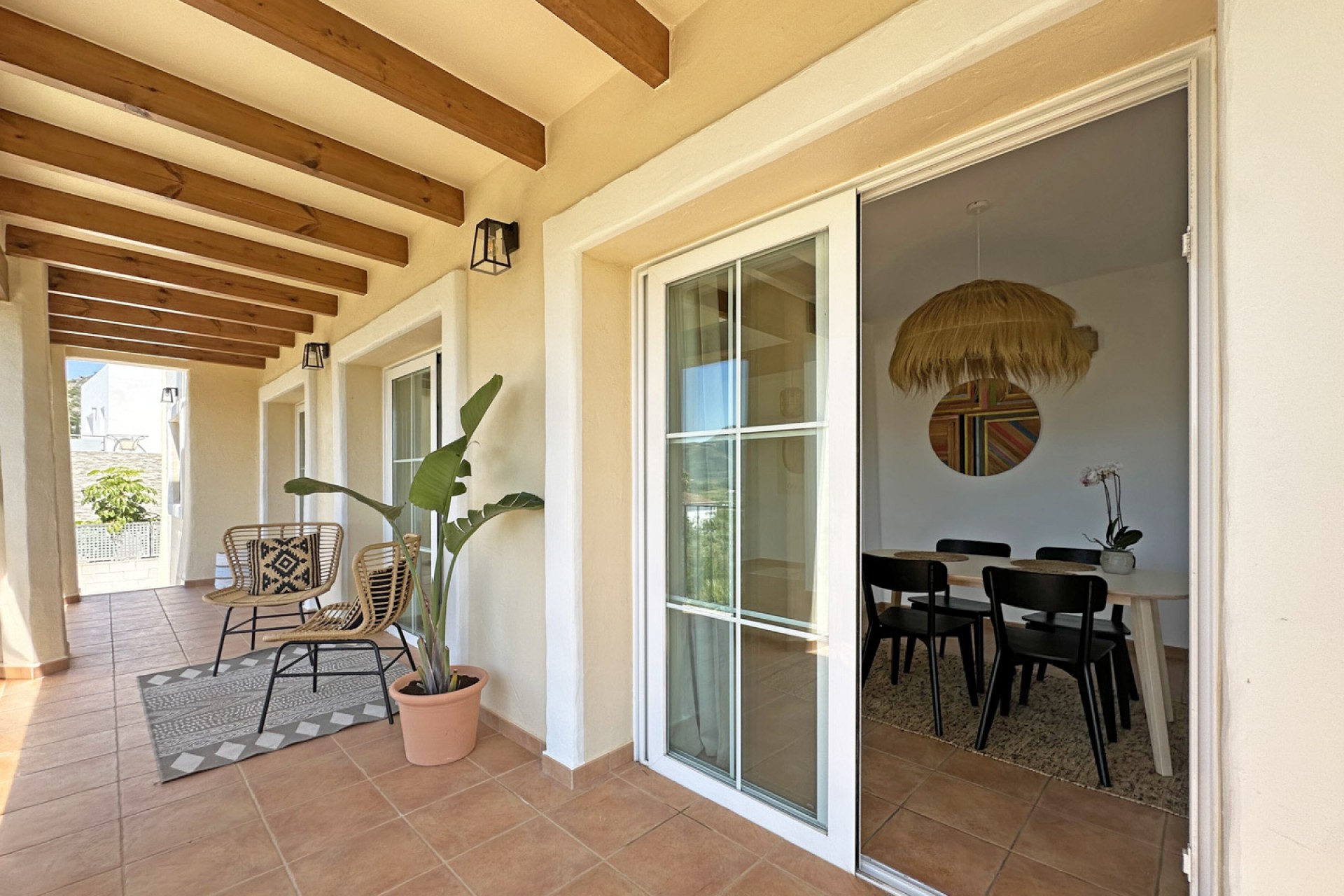 Te koop - Villa -
Jalon