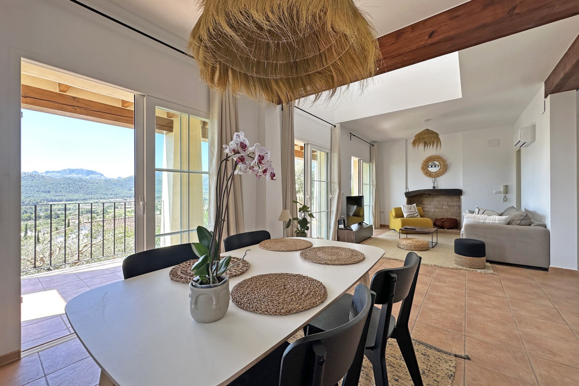 Te koop - Villa -
Jalon