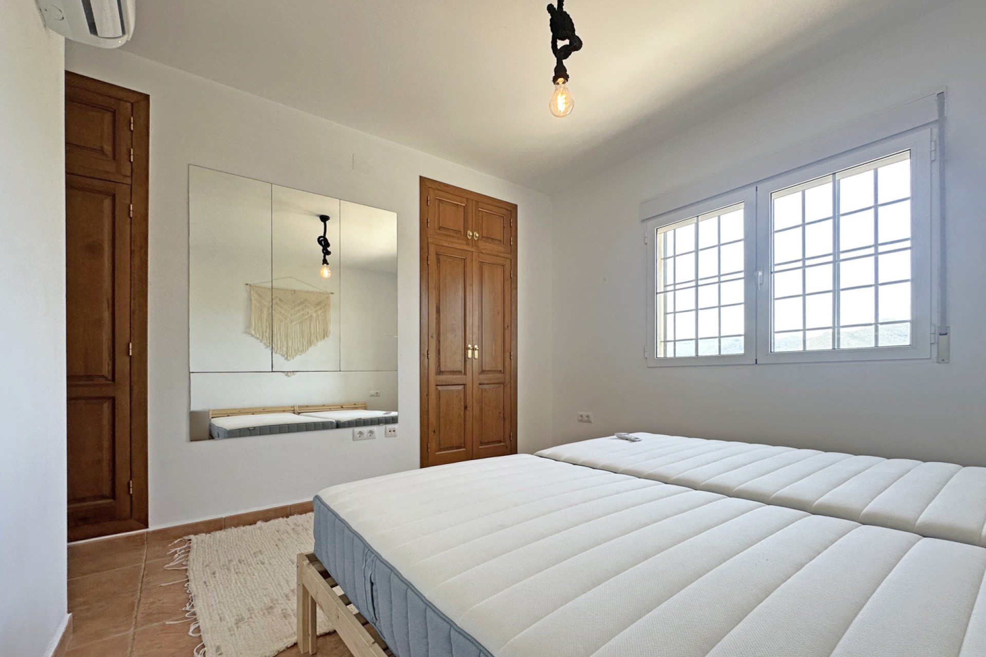 Te koop - Villa -
Jalon