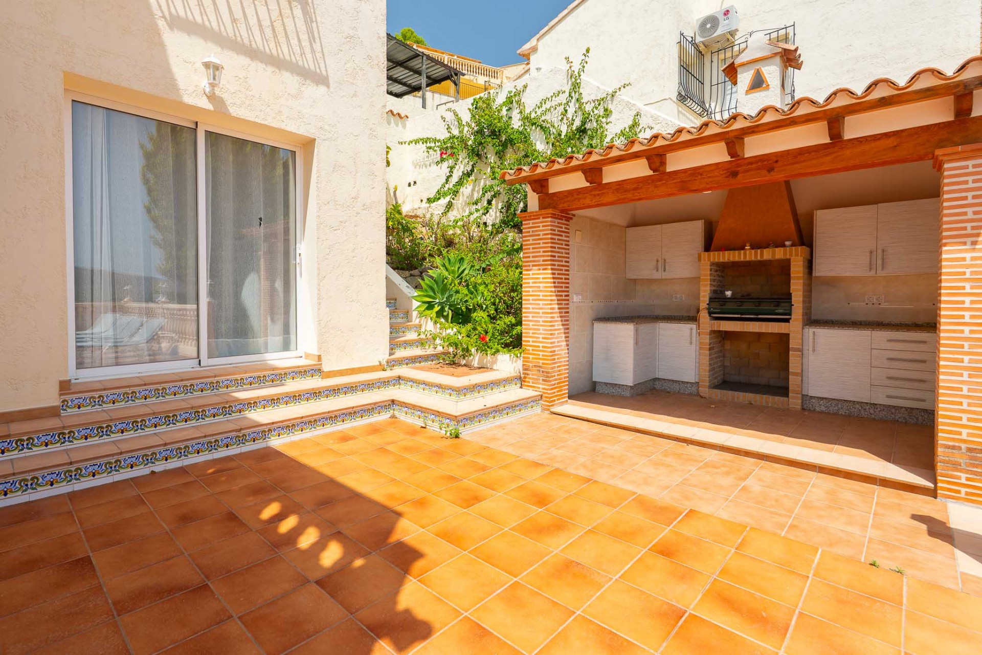 Te koop - Villa -
Jalon