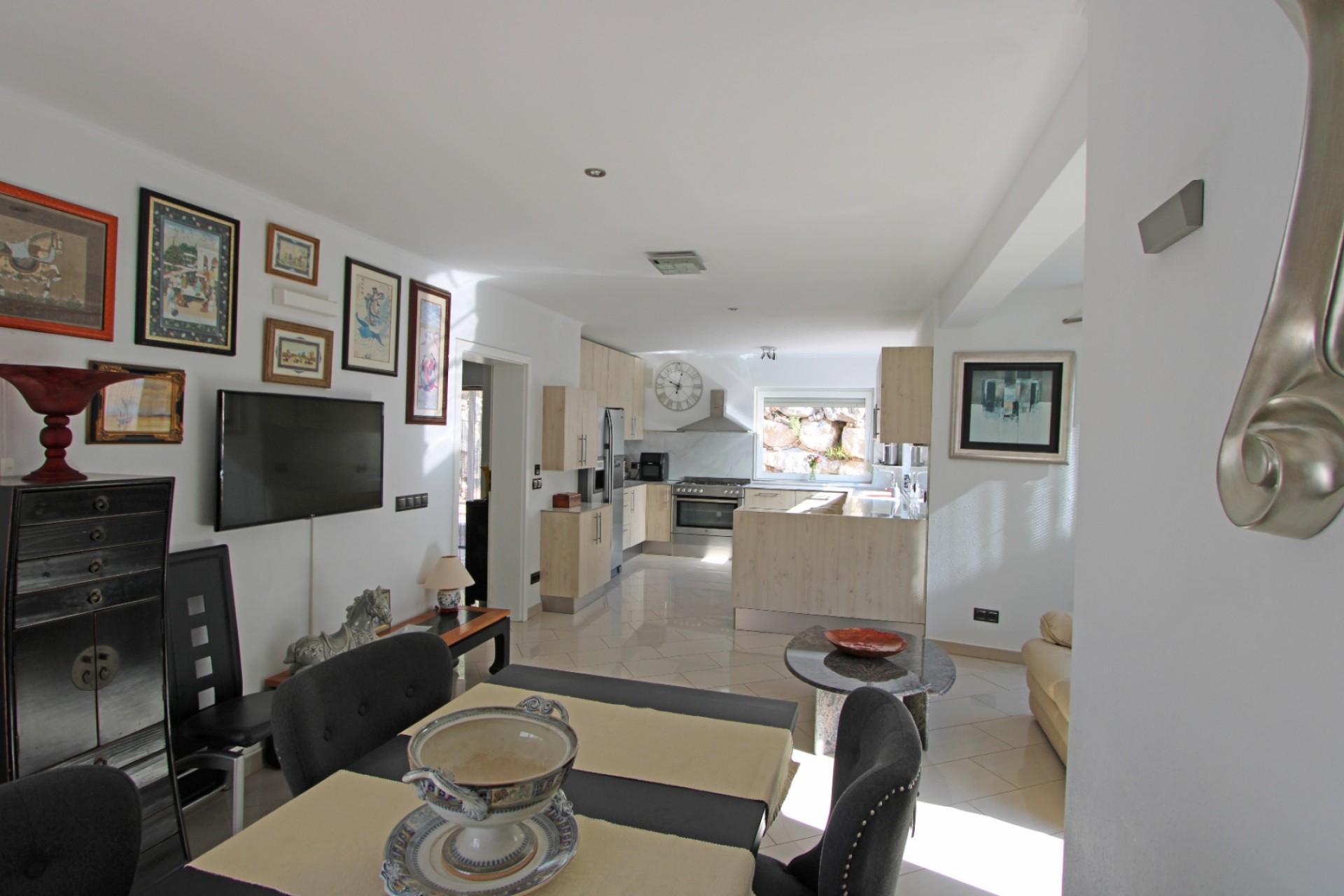 Te koop - Villa -
Jalon