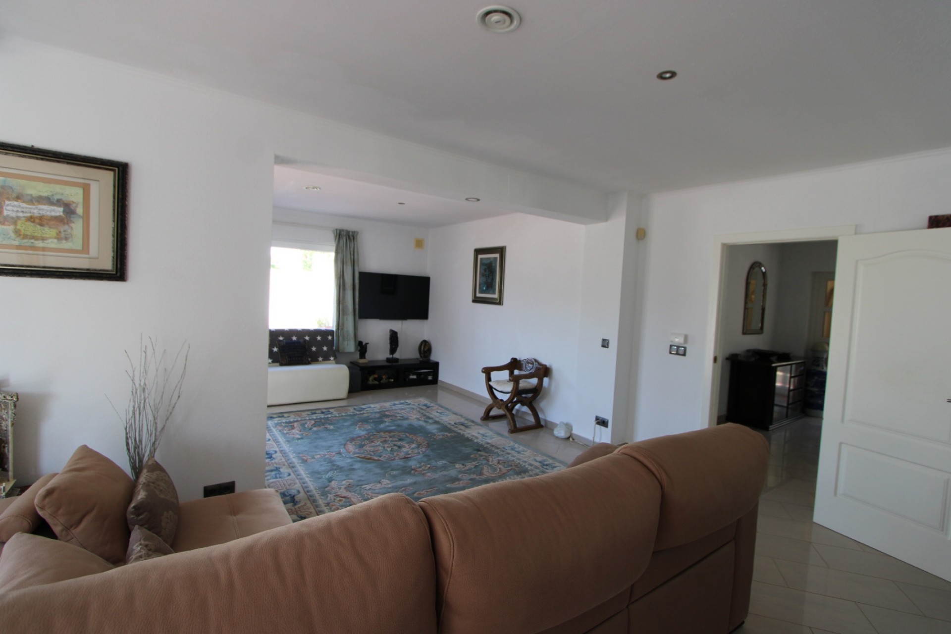 Te koop - Villa -
Jalon