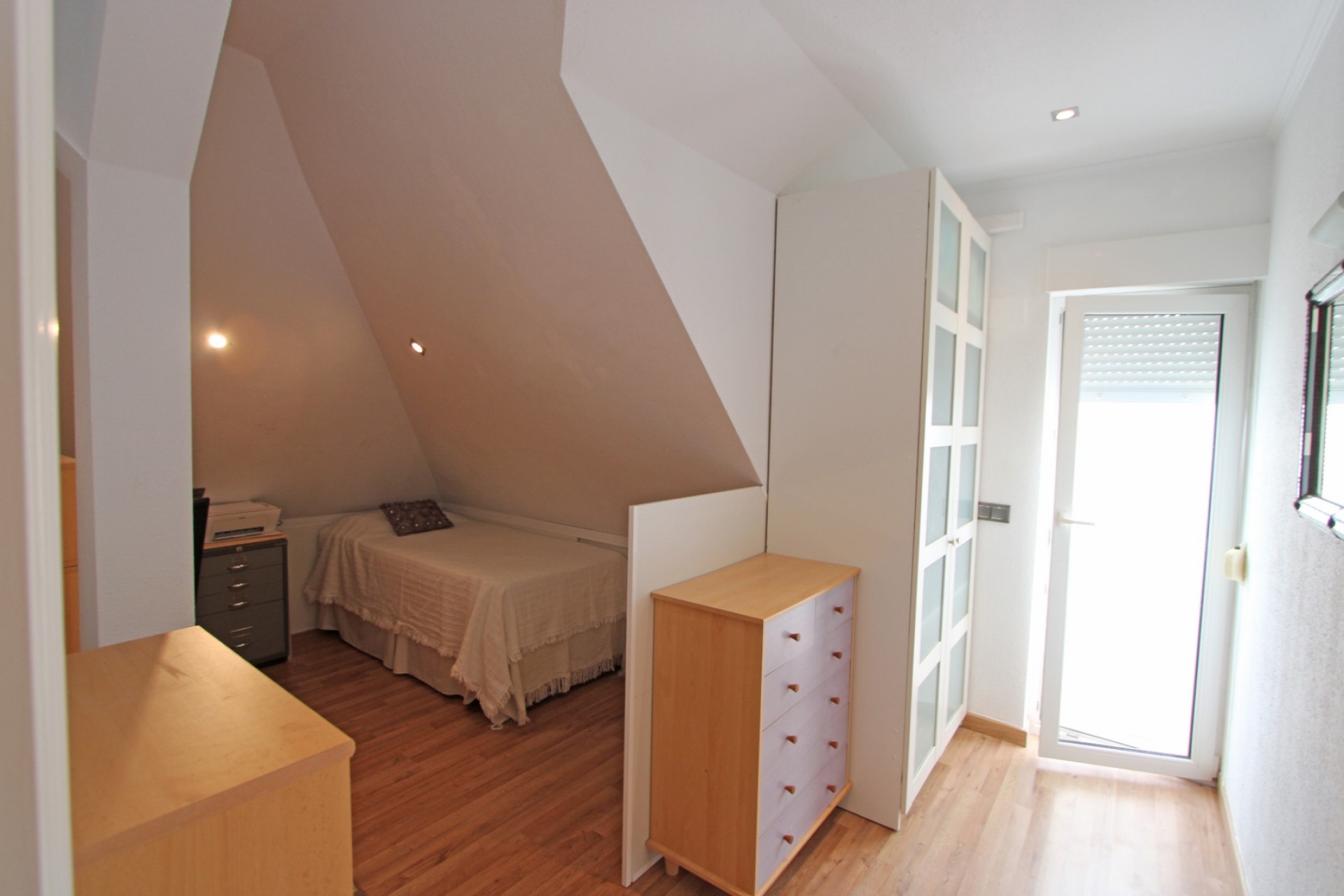 Te koop - Villa -
Jalon