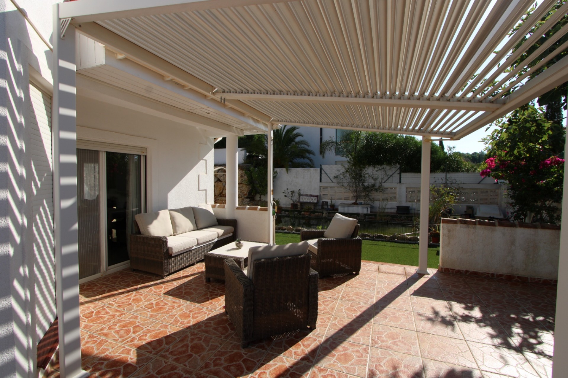 Te koop - Villa -
Jalon