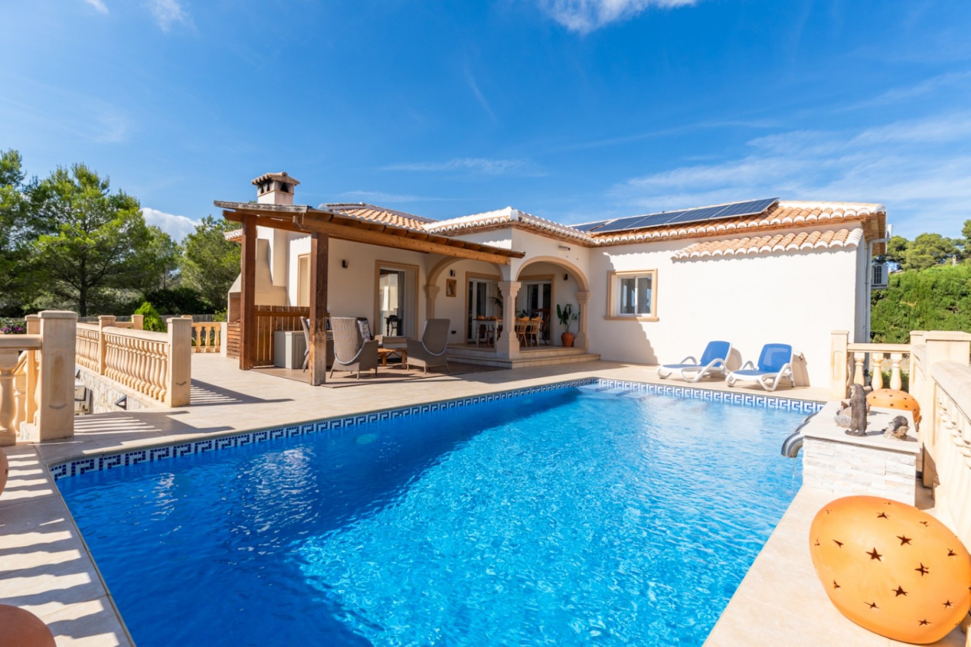 Te koop - Villa -
Javea - Trencall