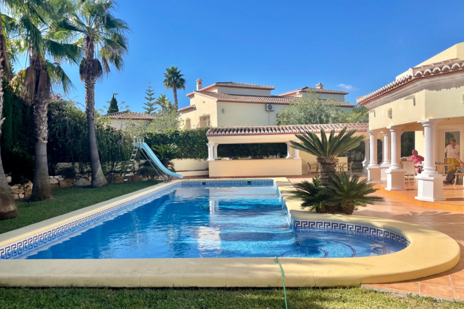 Te koop - Villa -
Javea