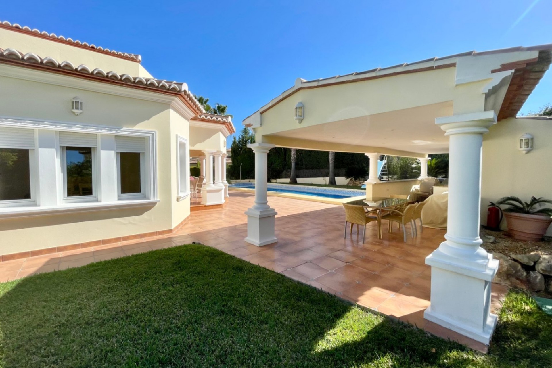 Te koop - Villa -
Javea