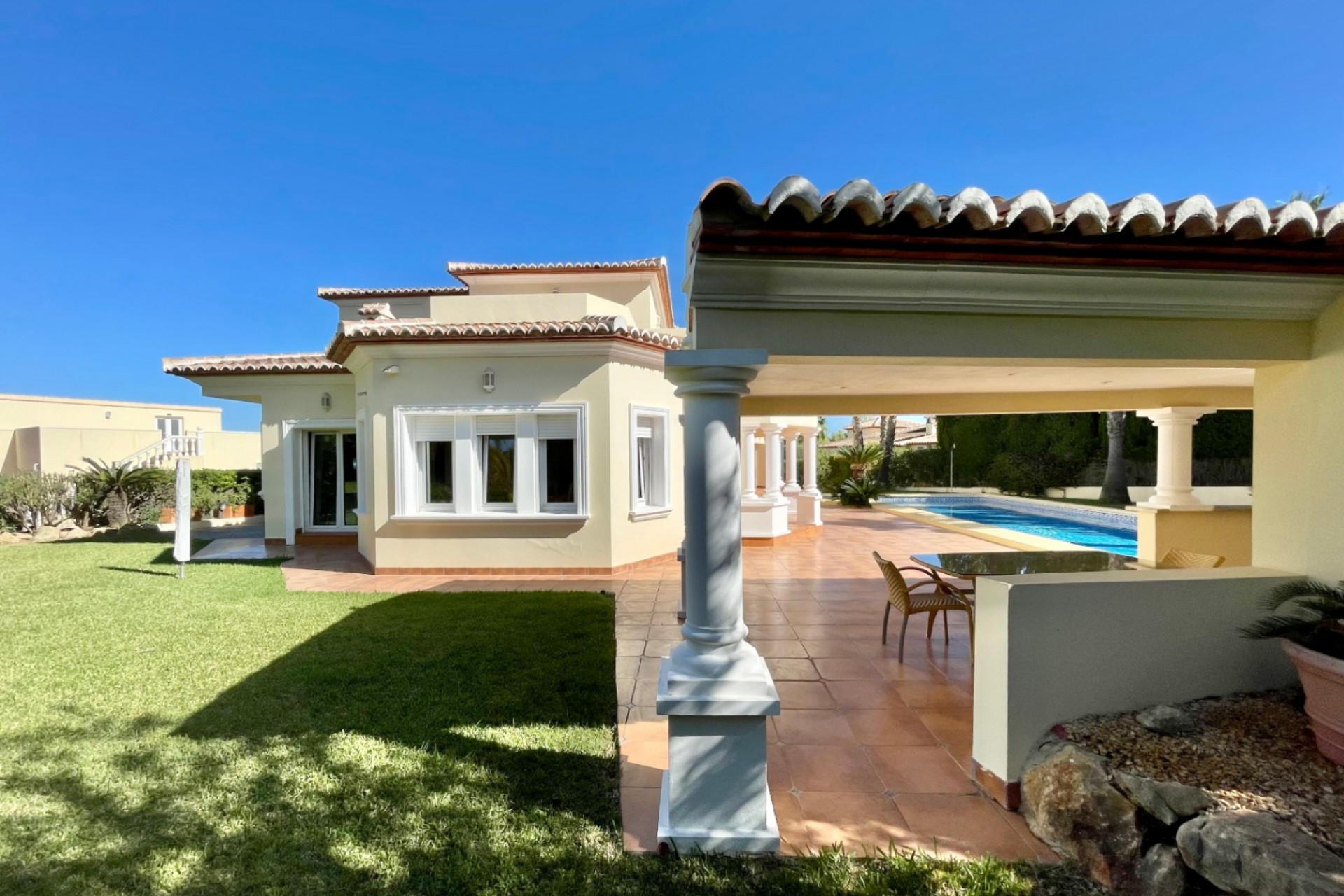 Te koop - Villa -
Javea
