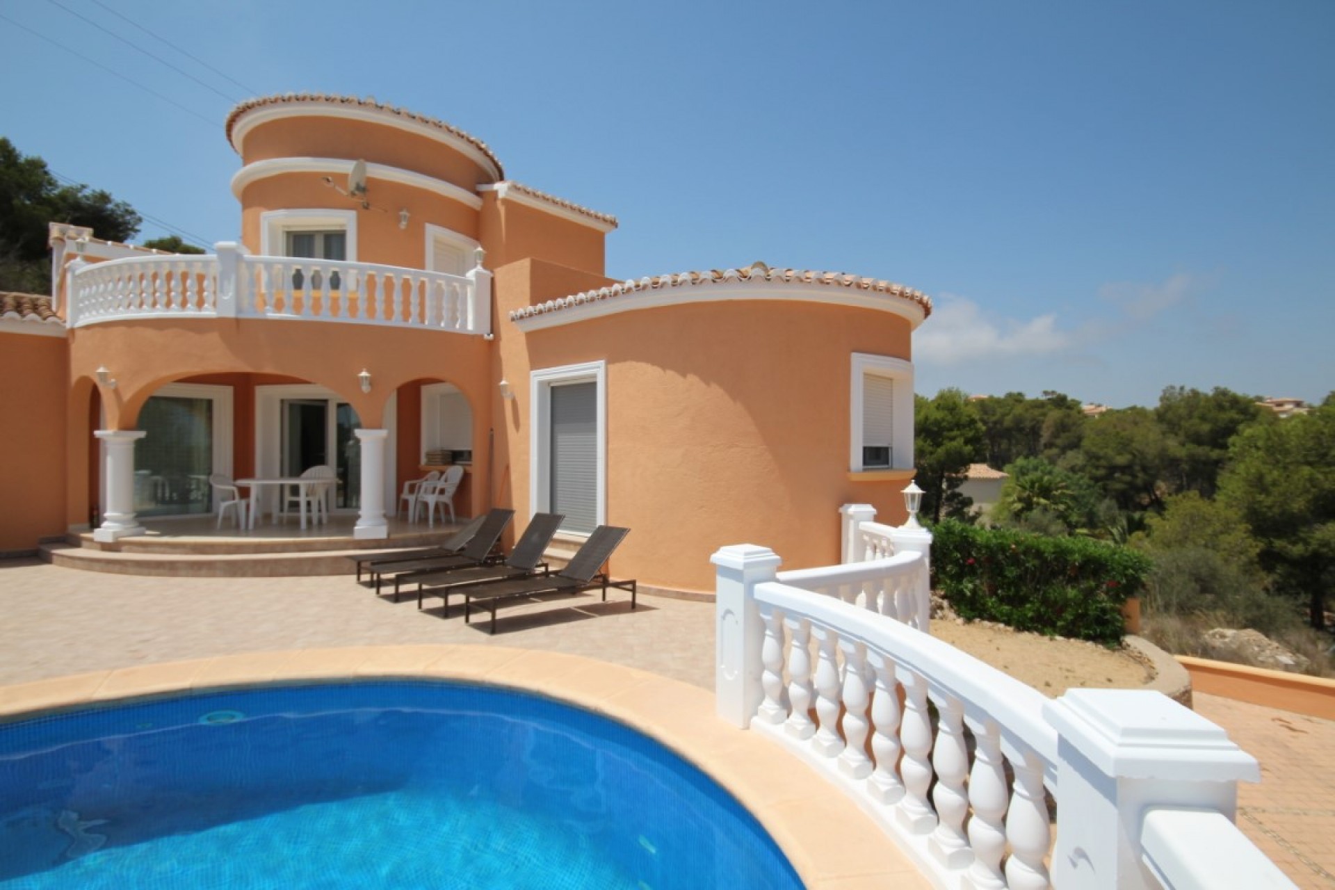 Te koop - Villa -
Javea