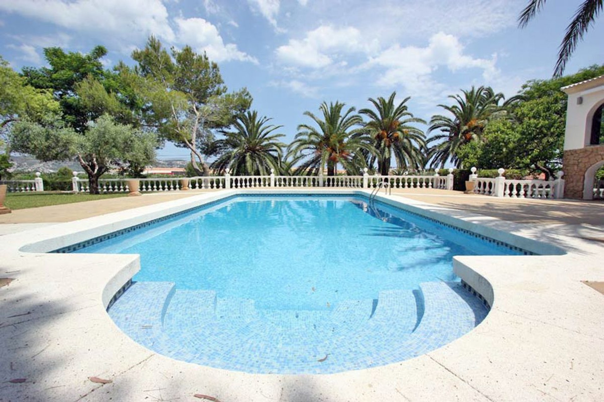 Te koop - Villa -
Javea
