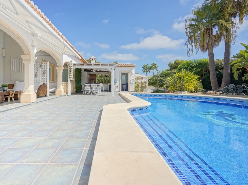 Te koop - Villa -
Javea