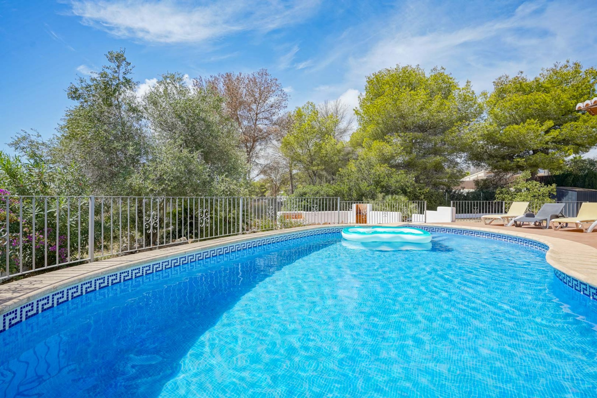 Te koop - Villa -
Javea