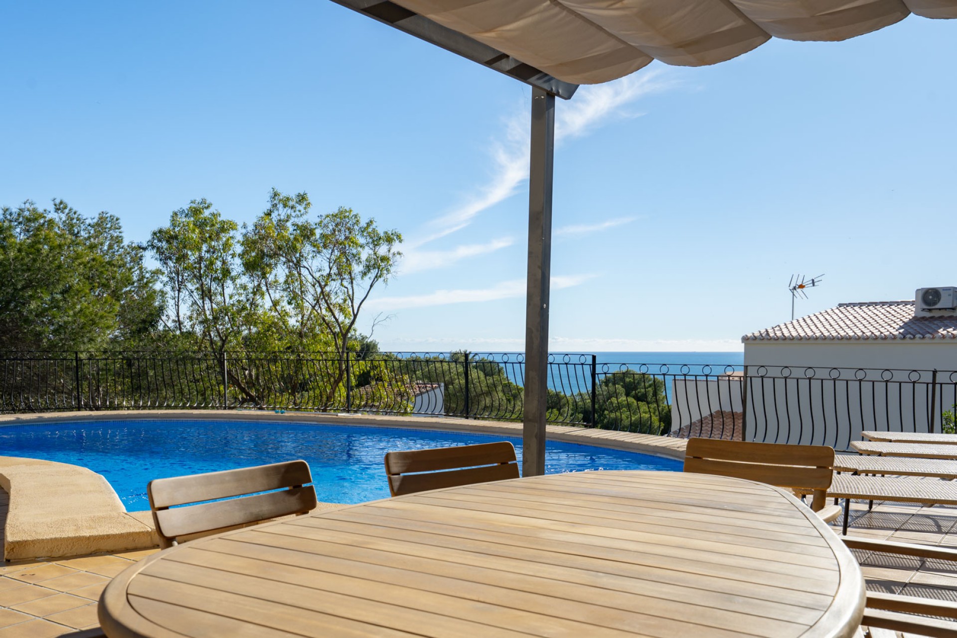 Te koop - Villa -
Javea